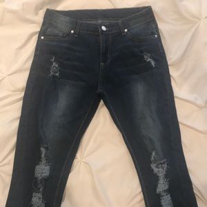 Women’s Distressed Jeans